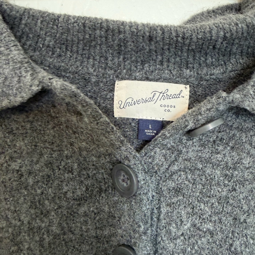 Universal Thread Women's Gray Turtleneck Polo Sweater - Picture 2 of 3